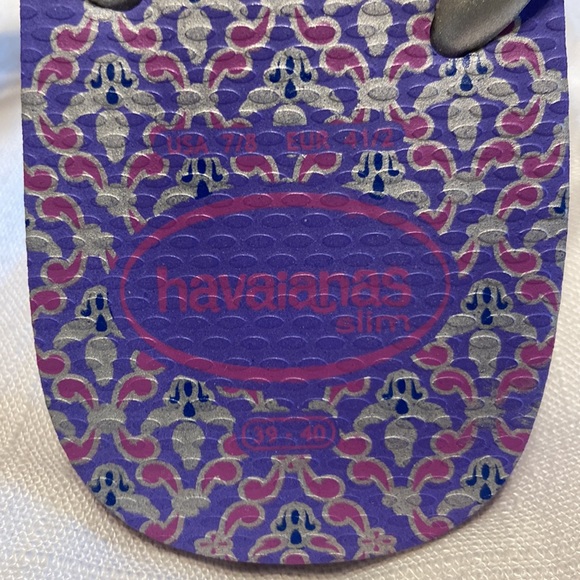 Havaianas Slim Purple & Silver Patterned Flip Flops - Size USA 7/8 - Picture 4 of 5